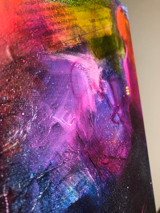 R A D I A N T L O V E